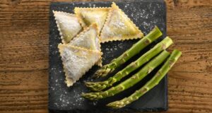 Ravioli al sugo di asparagi
