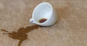 SMACCHIARE IL DIVANO