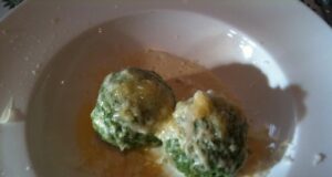 Canederli Agli Spinaci su fonduta di formaggio