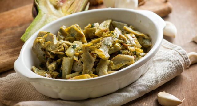 Carciofi abbarrocciati