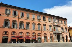 Imola sicurezza: in calo scippi e rapine, aumentano furti nelle case