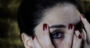 PENSIERI ALLO SPECCHIO