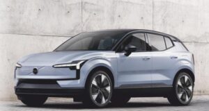 VOLVO EX30