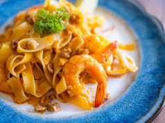 Tagliatelle con gamberetti e zucchine