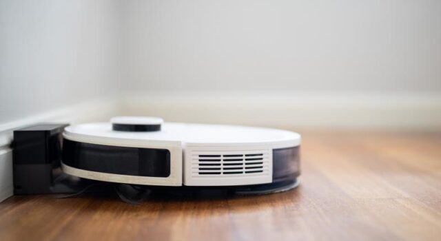 ROBOT ASPIRAPOLVERELA CASA SI PULISCE DA SOLA?